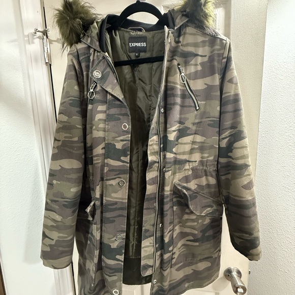 Express Camouflage Parka with Faux Fur Hood - Picture 1 of 2